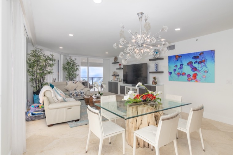 The Oceanfront Terrace, image 3