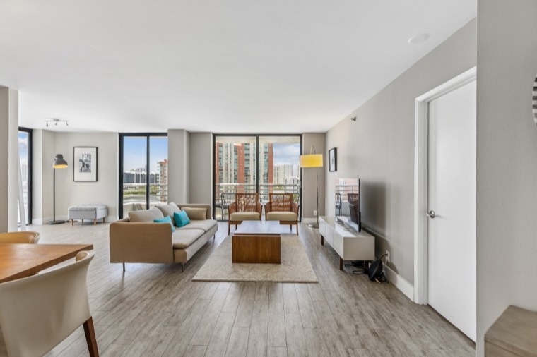 The Bright Corner Residence, image 3