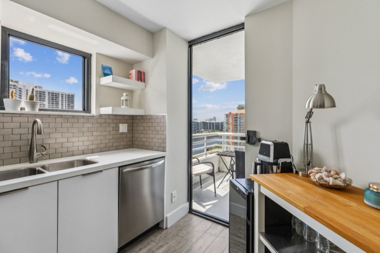 The Bright Corner Residence, image 5