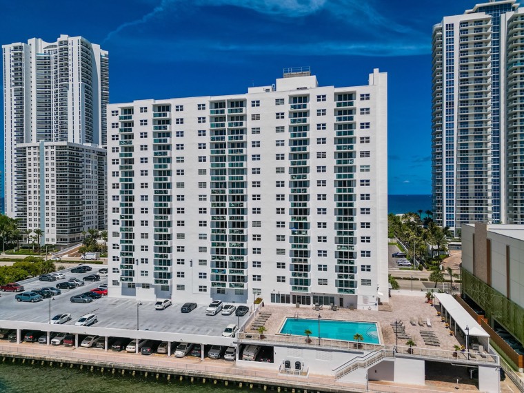 The Bay-View Condo, image 6