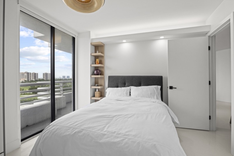 The Skyline Residence, image 4