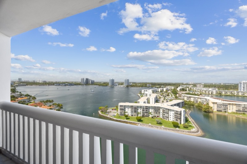 Williams Island, Aventura